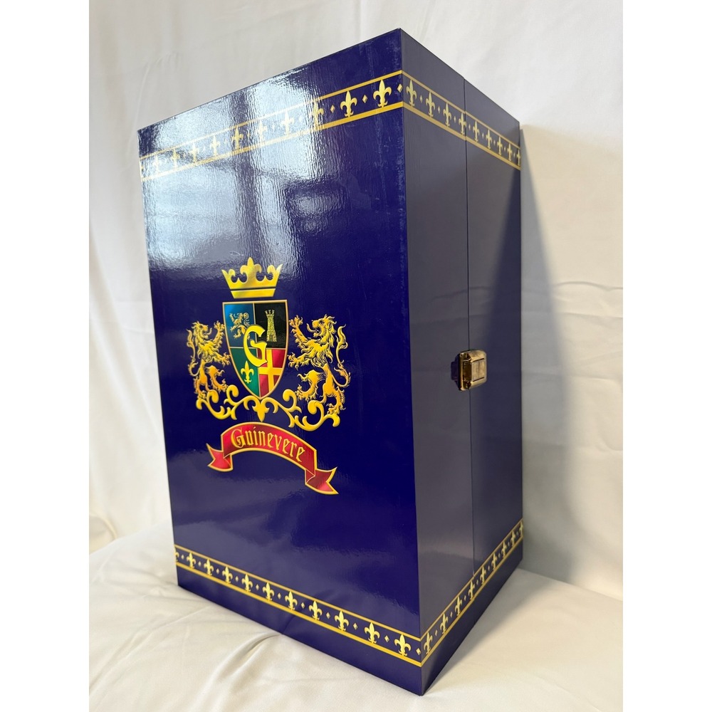 Franklin Mint Guinevere Doll Wardrobe Box RARE Closet Storage‎ Arthurian Legend
